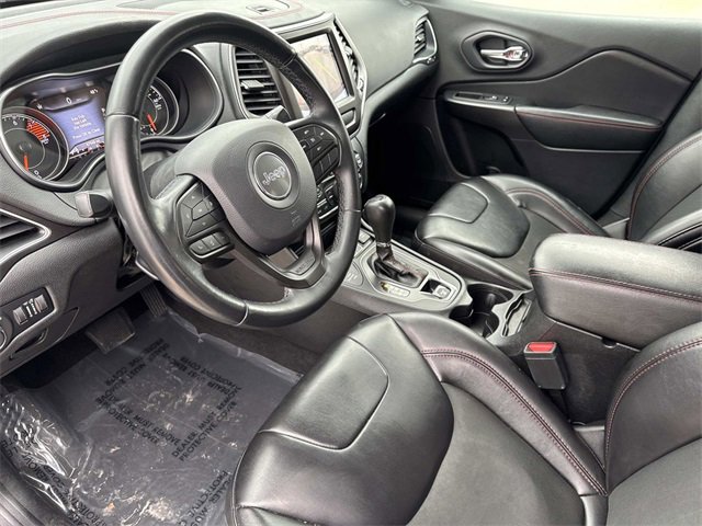 Used 2019 Jeep Cherokee Trailhawk image 20