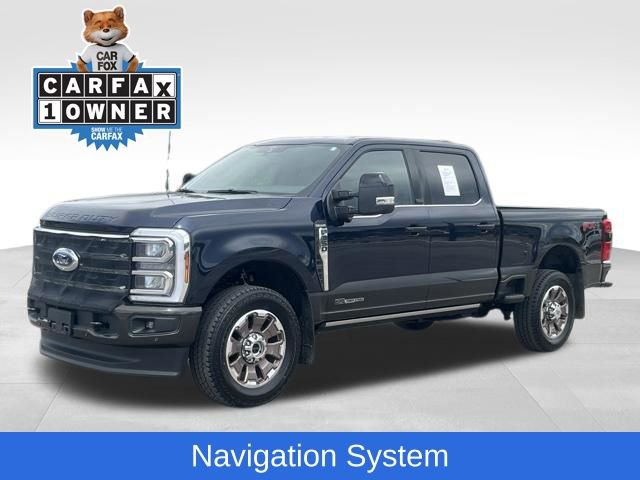 Used 2025 Ford F350 King Ranch w/ FX4 Off-Road Package AWD/4WD video 1
