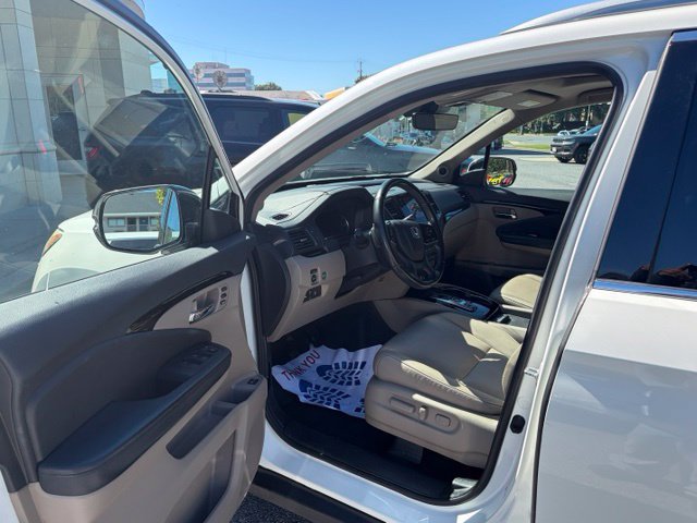 Used 2019 Honda Pilot Touring image 15