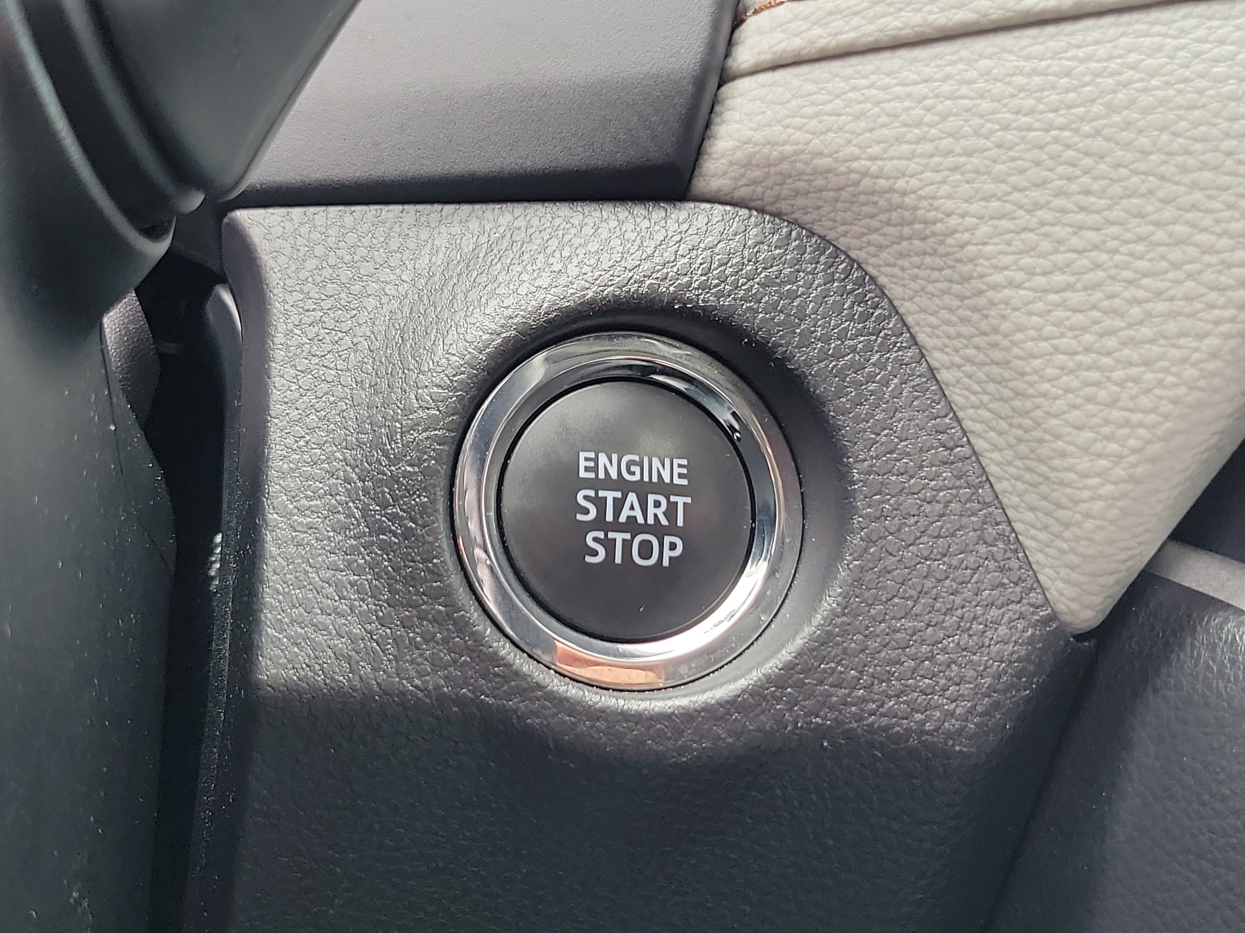 Certified 2025 Toyota RAV4 XLE Premium w/ Weather Package AWD/4WD image 27