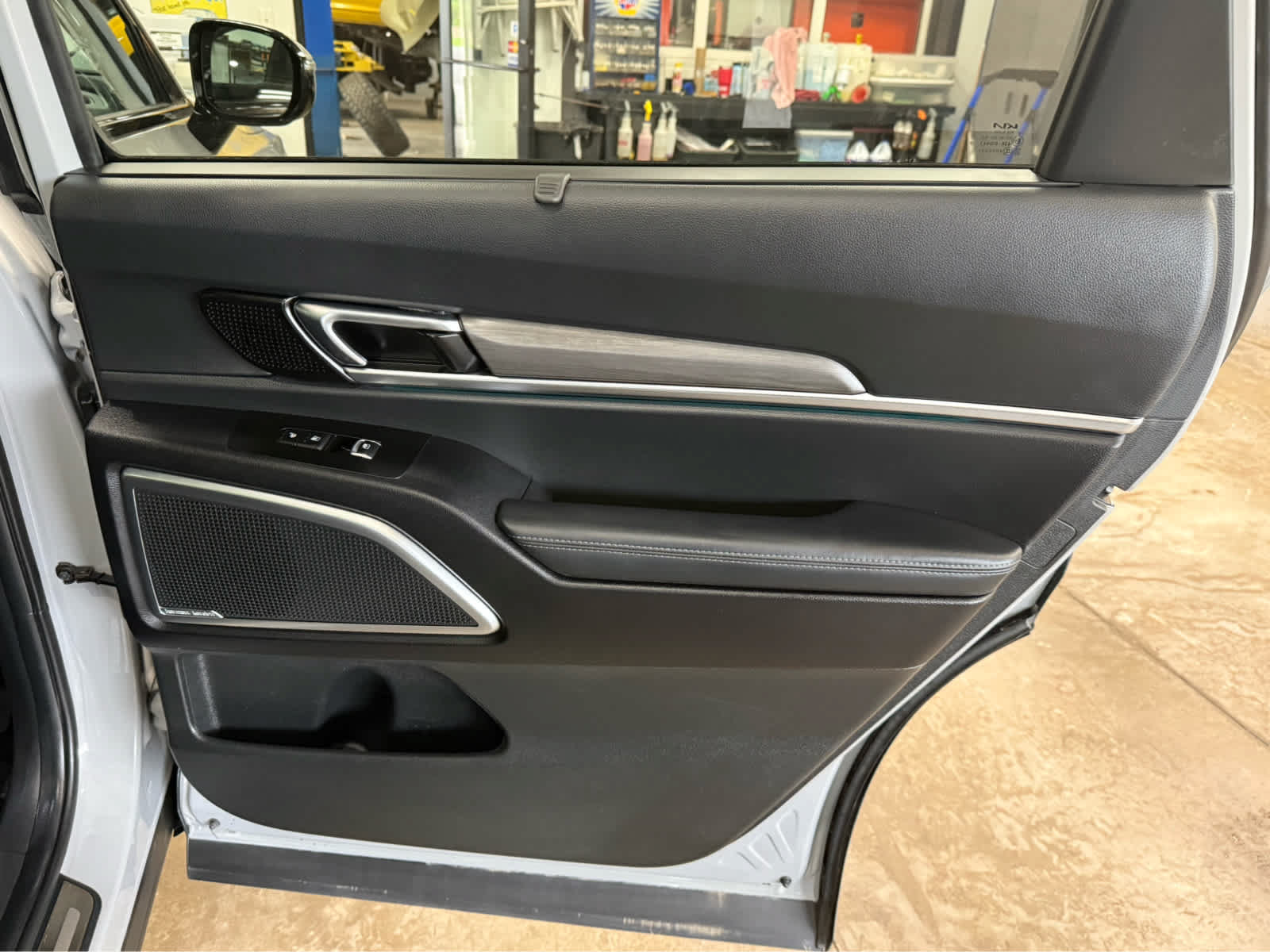 Used 2024 Kia Telluride SX Prestige X-Line AWD/4WD image 31