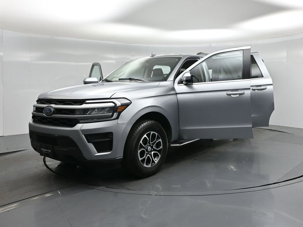 Certified 2023 Ford Expedition Max XLT image 36