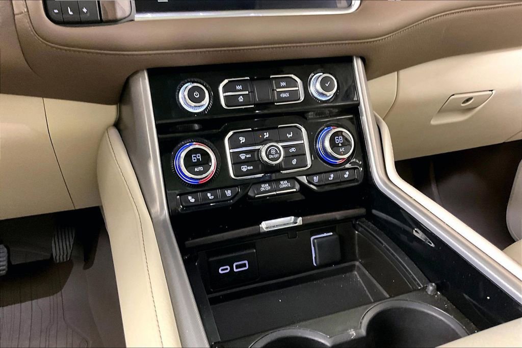 Certified 2024 GMC Yukon Denali w/ Denali Reserve Package AWD/4WD image 7
