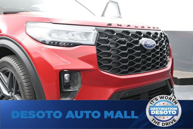 Certified 2025 Ford Explorer ST AWD/4WD image 38