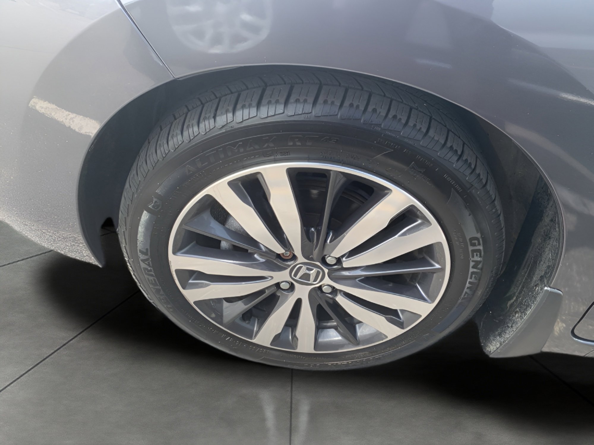 Used 2015 Honda Fit EX image 21