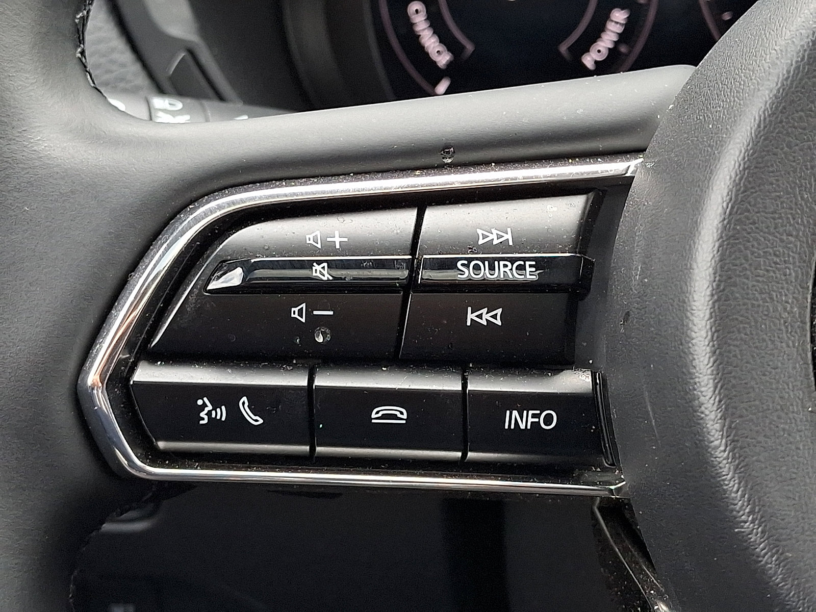 Certified 2024 MAZDA CX-90 Plug-In Hybrid w/ Premium Pkg AWD/4WD image 24