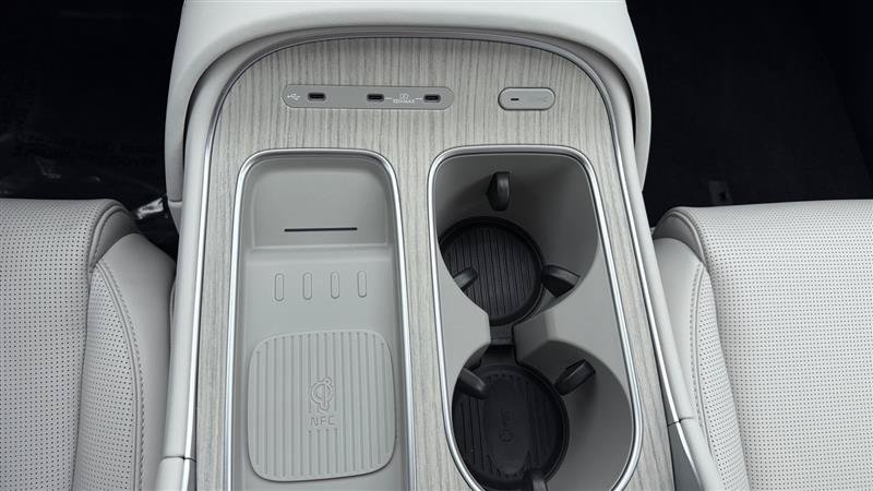 Used 2026 Hyundai Palisade Calligraphy AWD/4WD image 39