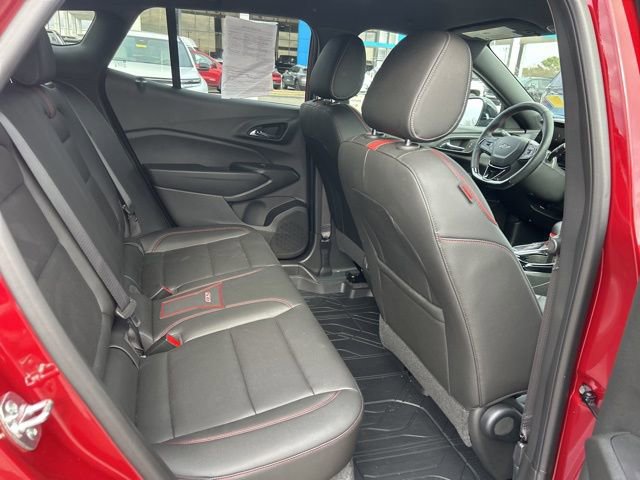 Certified 2025 Chevrolet Trax RS image 29