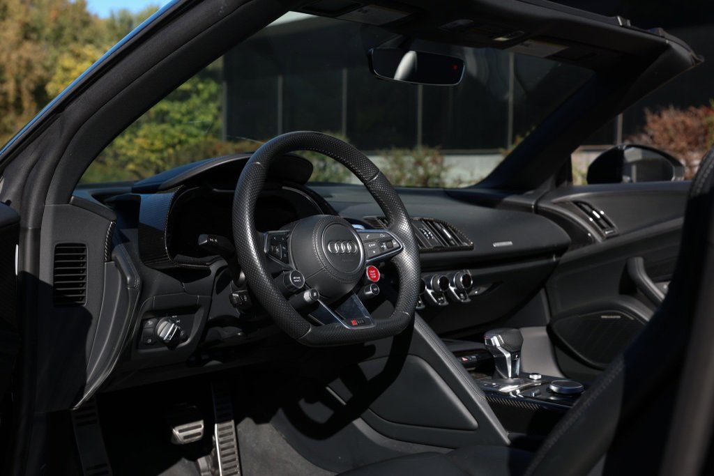 Used 2018 Audi R8 V10 plus image 9