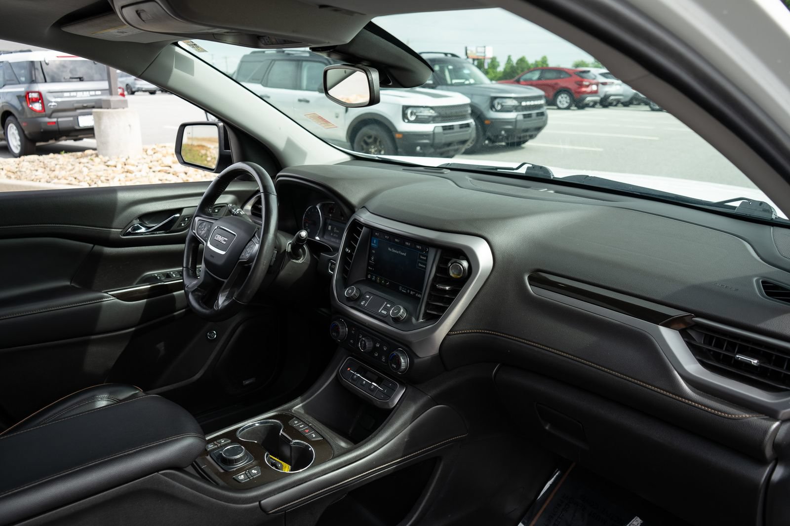 Used 2022 GMC Acadia AT4 w/ Preferred Package AWD/4WD image 23