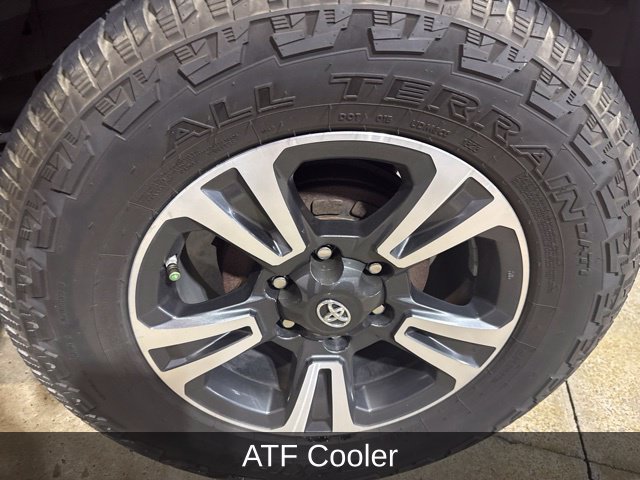 Used 2017 Toyota Tacoma TRD Sport w/ Tow Package RWD image 20
