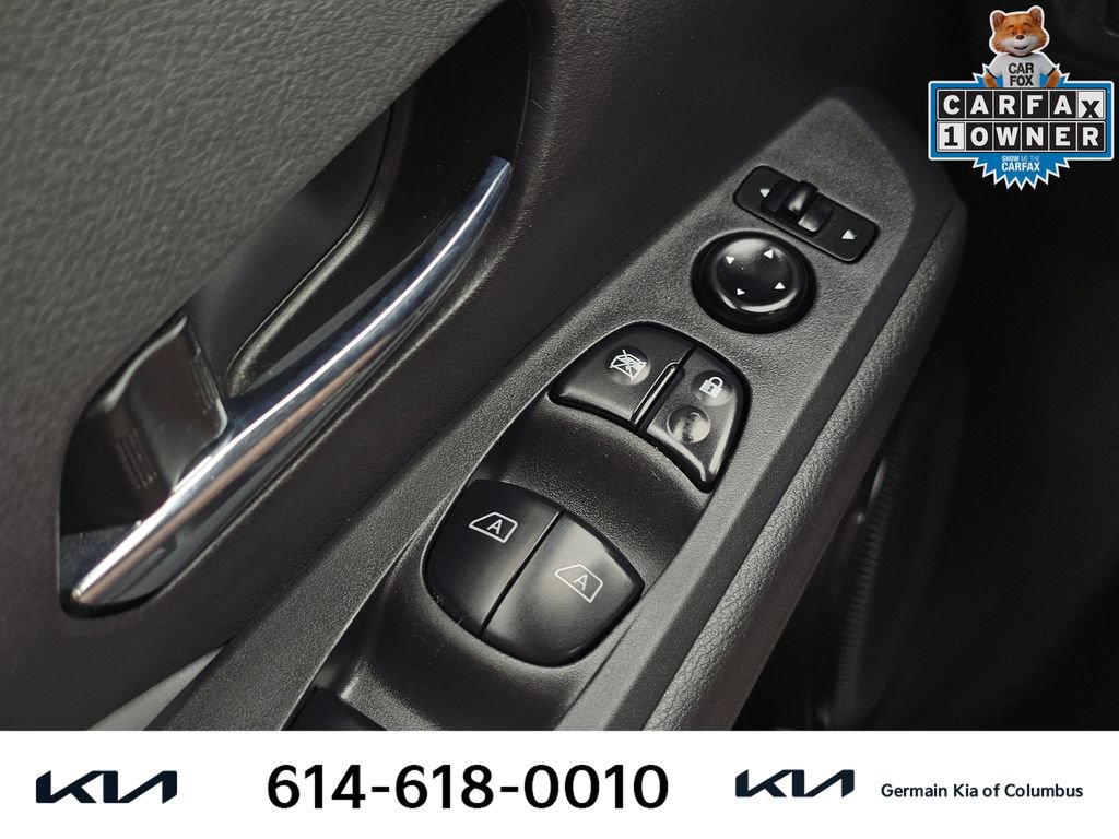 Used 2021 Nissan Kicks SR w/ SR Premium Package FWD image 25