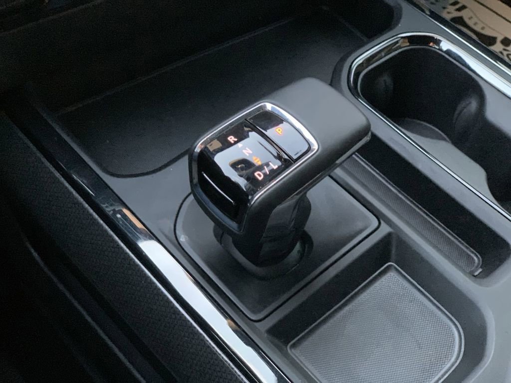 Used 2025 Chevrolet Silverado 1500 ZR2 image 14