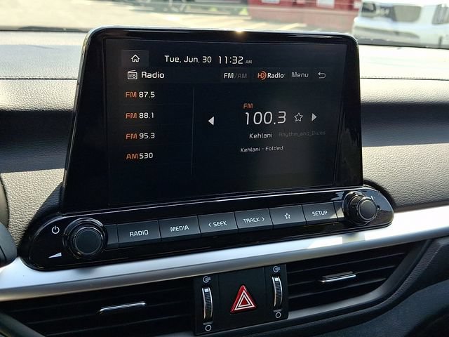 Used 2023 Kia Forte LXS w/ LXS Technology Package FWD image 17