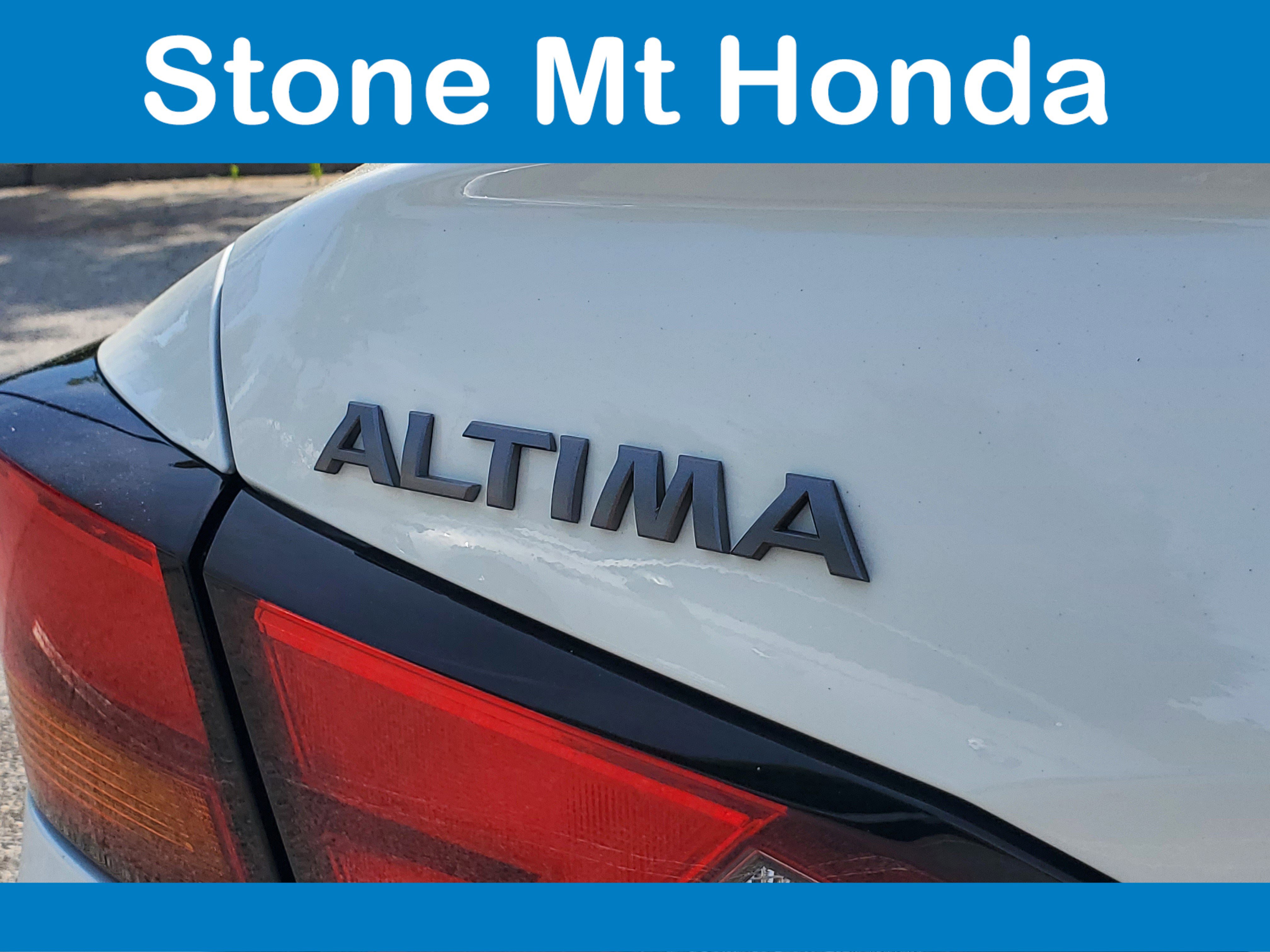 Used 2025 Nissan Altima 2.5 SV FWD image 8