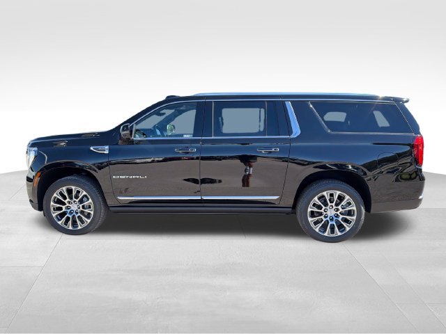 New 2026 GMC Yukon XL Denali w/ Denali Reserve Package AWD/4WD image 4