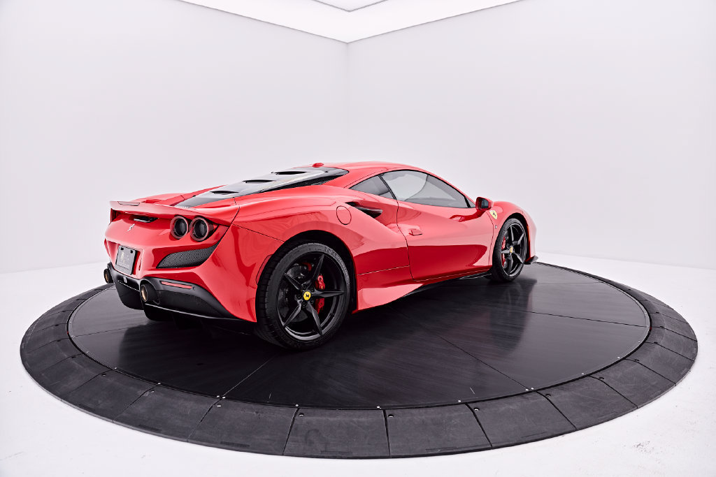 Used 2020 Ferrari F8 Tributo RWD image 16