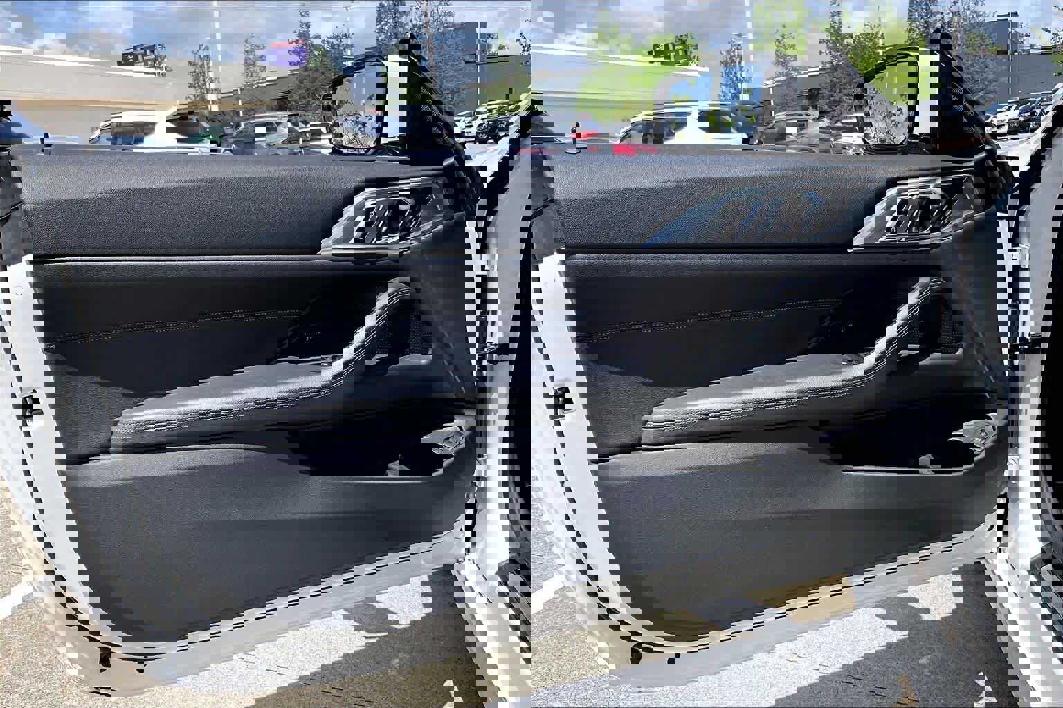 Used 2025 BMW 430i Convertible image 18