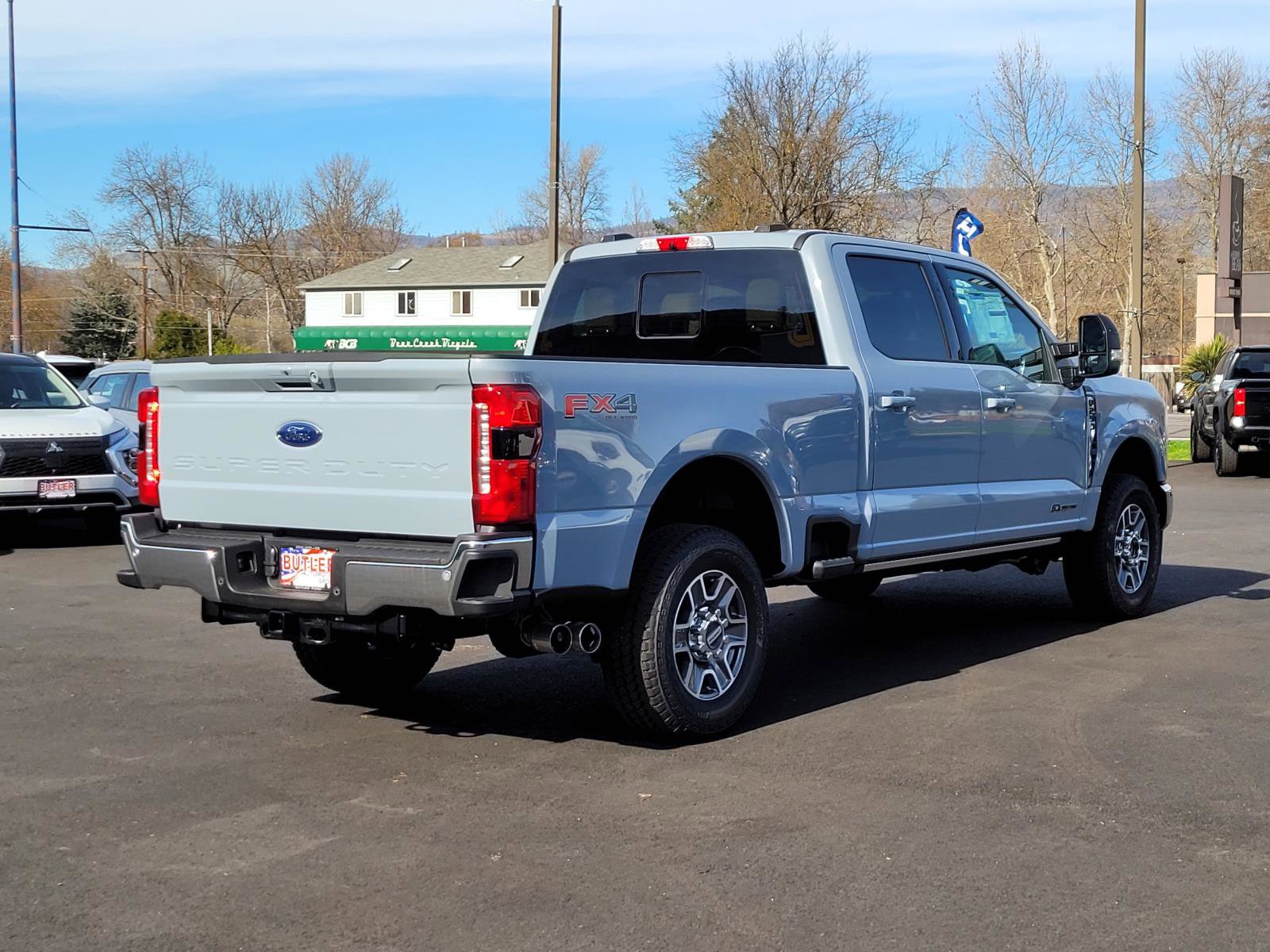 New 2026 Ford F250 Lariat w/ FX4 Off-Road Package image 5