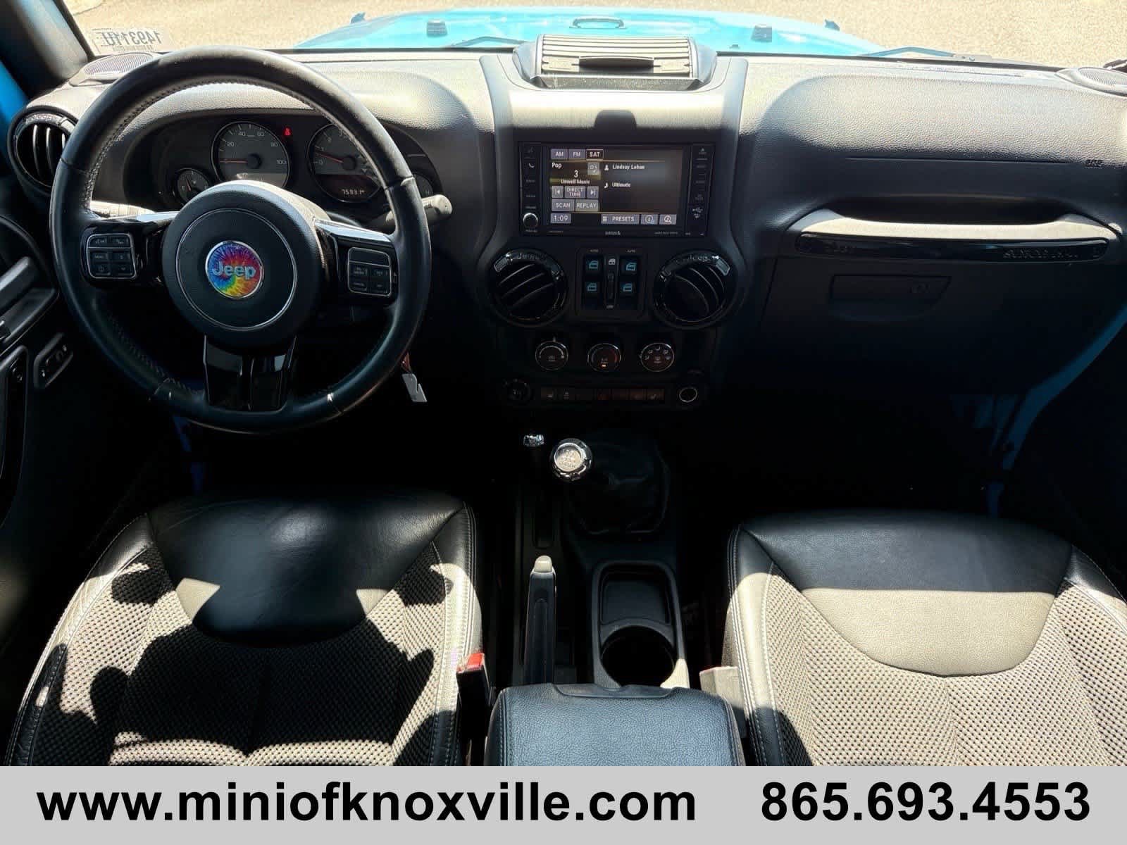 Used 2017 Jeep Wrangler Unlimited Sahara AWD/4WD image 21
