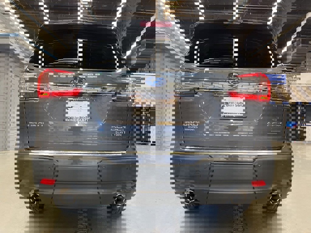 Used 2024 Subaru Ascent Touring image 6