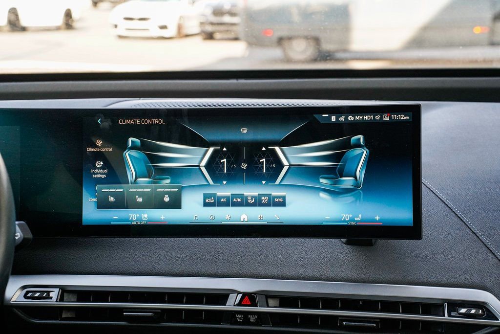 Used 2025 BMW iX xDrive50 image 13