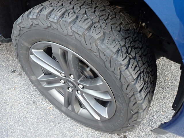 Used 2023 Ford F150 Lariat w/ Equipment Group 502A High image 9