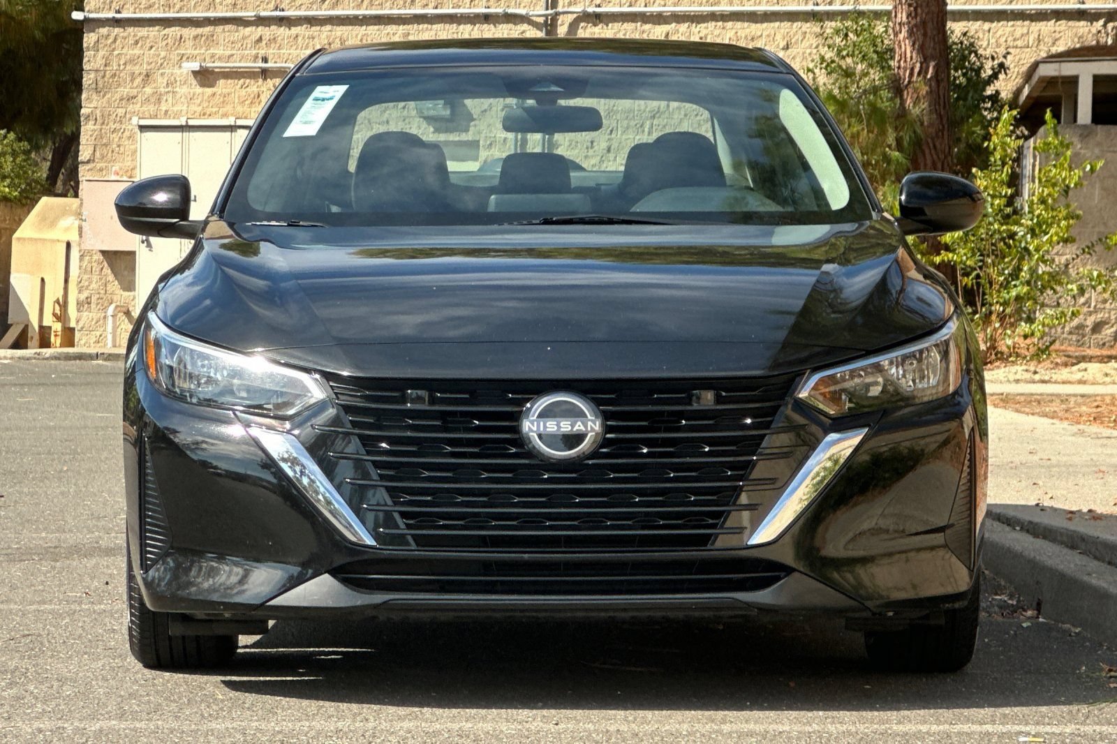 Used 2024 Nissan Sentra SV FWD image 8