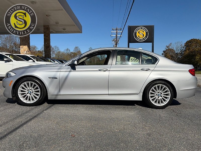 Used 2011 BMW 535i Sedan RWD image 3