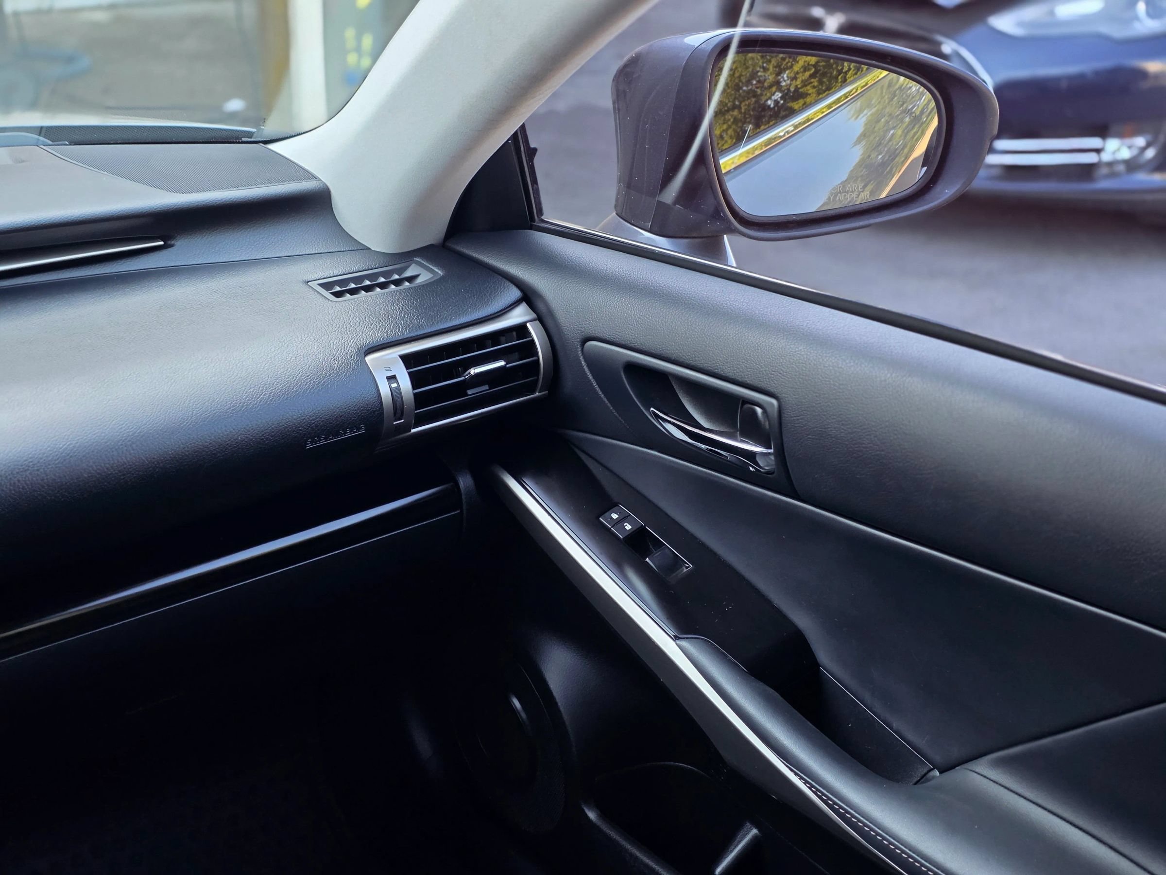 Used 2014 Lexus IS 250 AWD w/ Navigation Package image 27