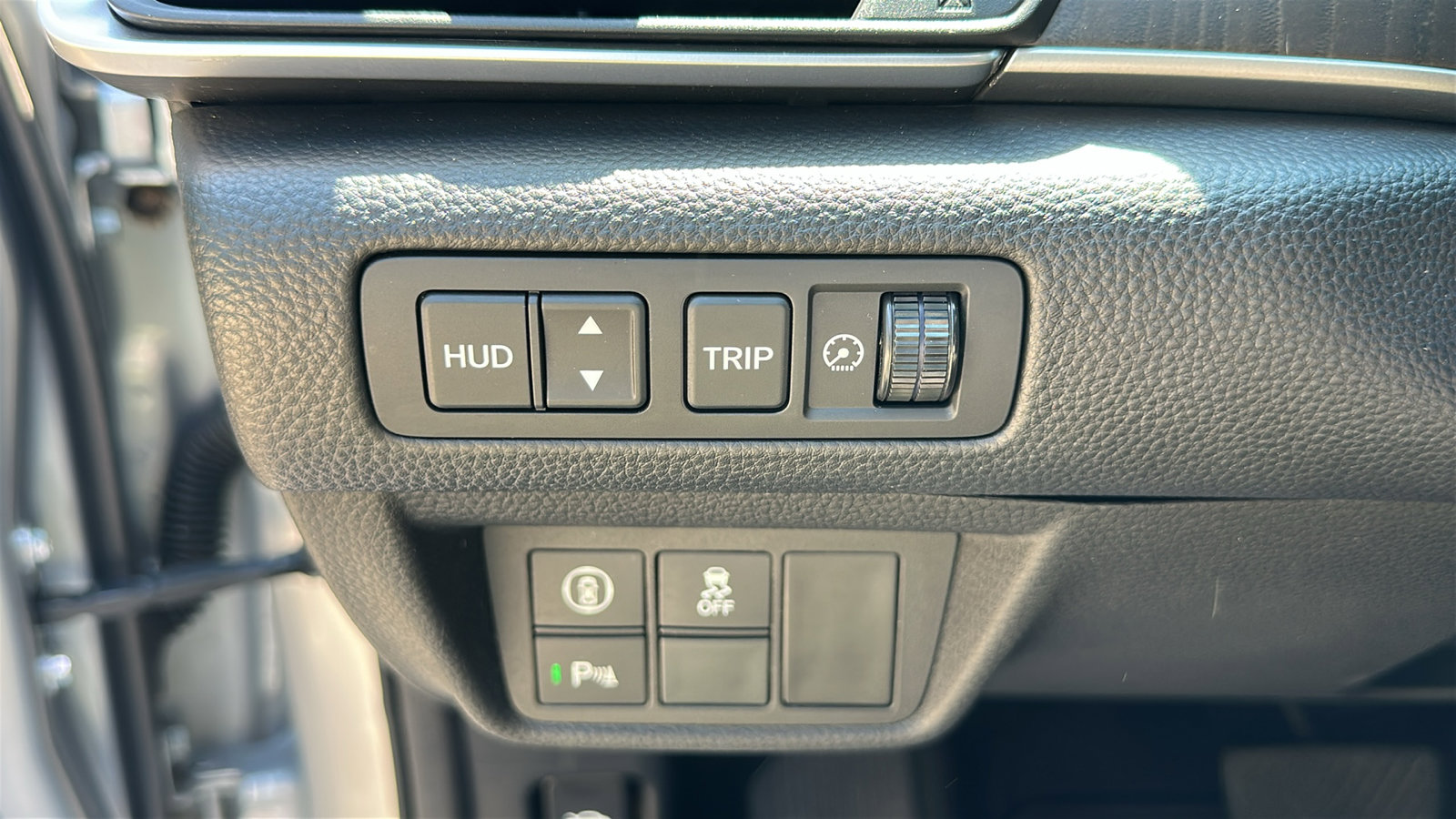 Used 2018 Honda Accord Touring image 16