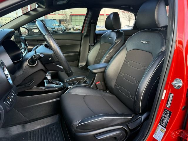 Used 2020 Kia Forte GT-Line w/ GT-Line Premium Package image 11