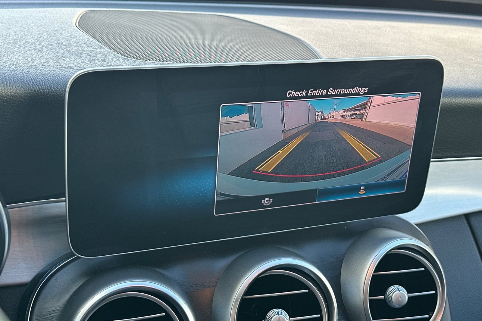 Used 2019 Mercedes-Benz C 300 Sedan image 17