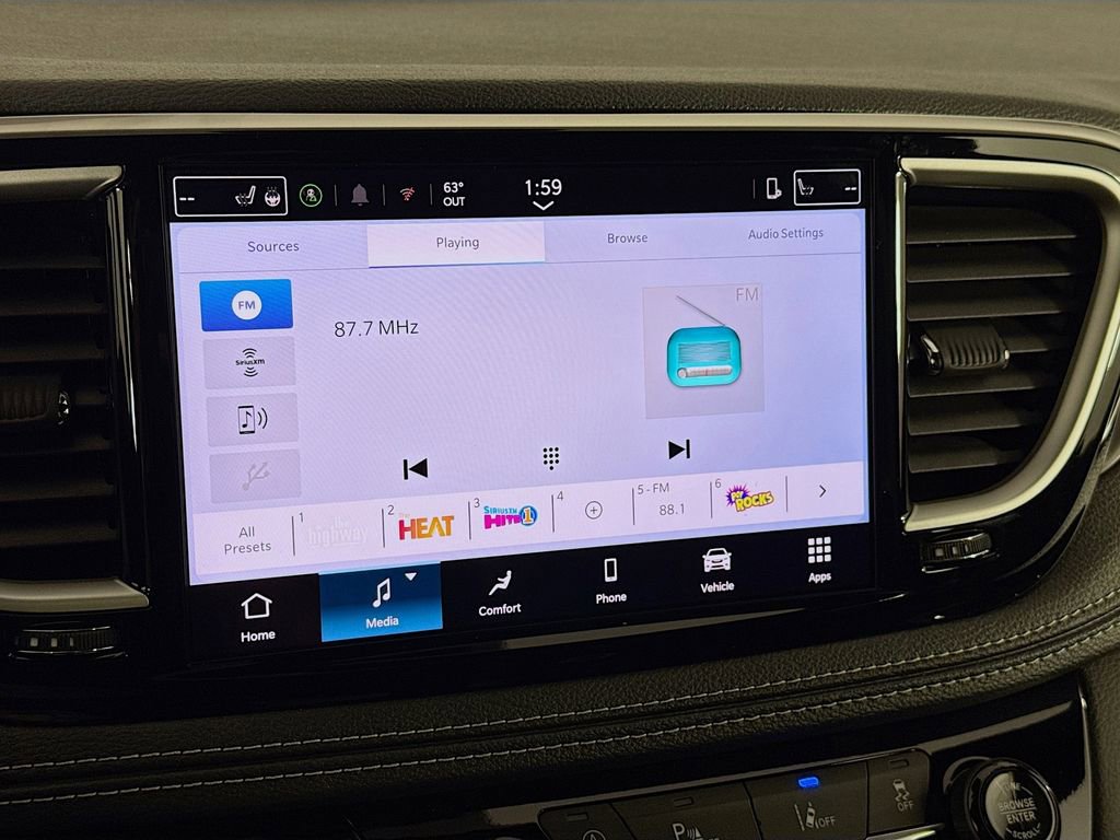 New 2026 Chrysler Pacifica Select image 36