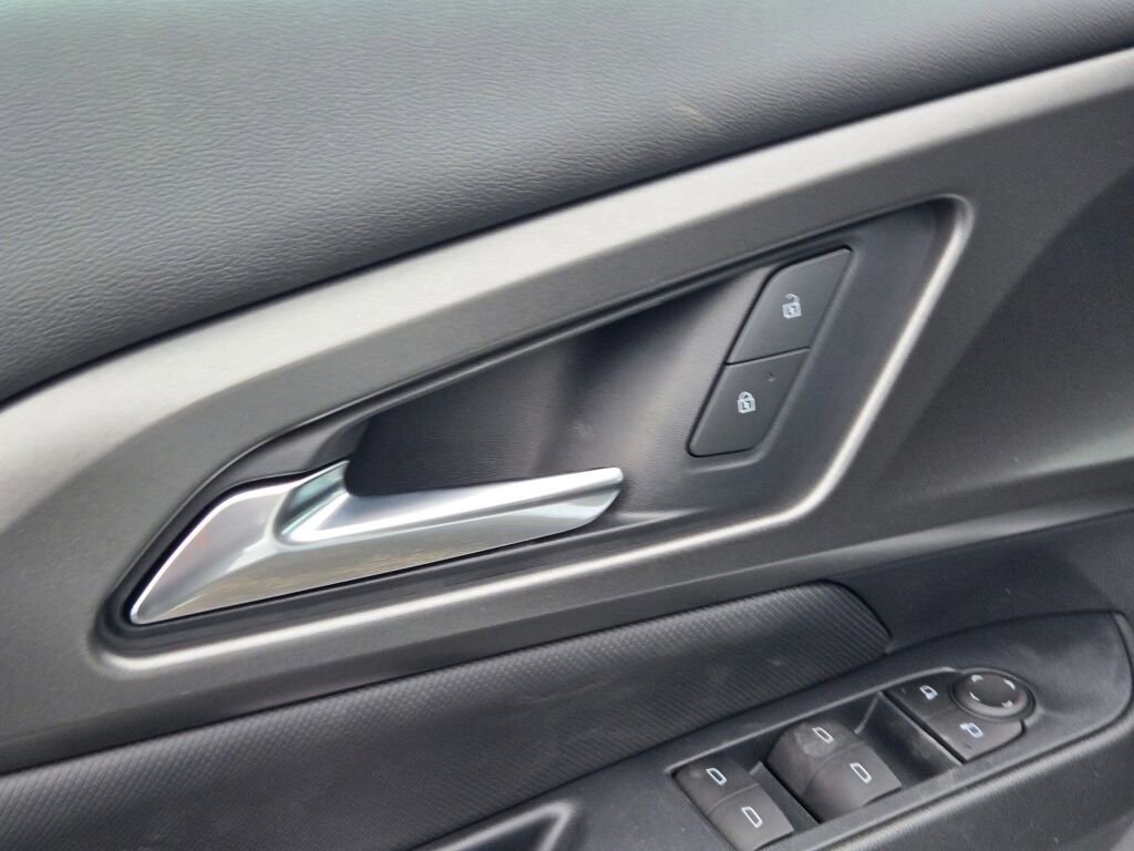 New 2026 Chevrolet Equinox EV LT w/ Comfort Package image 19