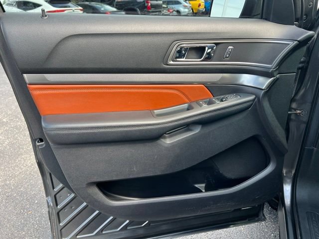 Used 2019 Ford Explorer XLT w/ Equipment Group 202A FWD image 25