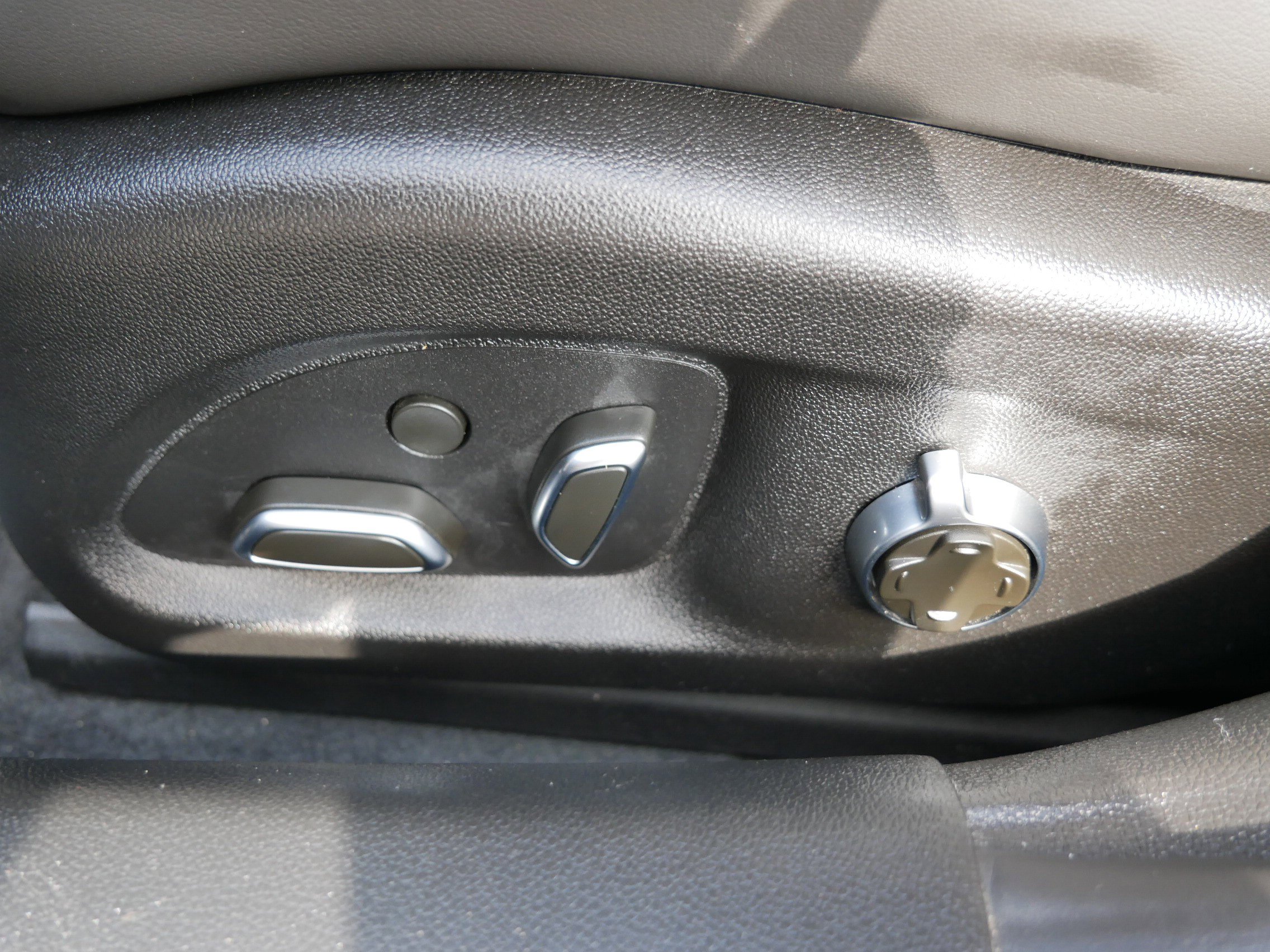 Certified 2022 Cadillac CT4 V Blackwing w/ Driver Assist Package image 7