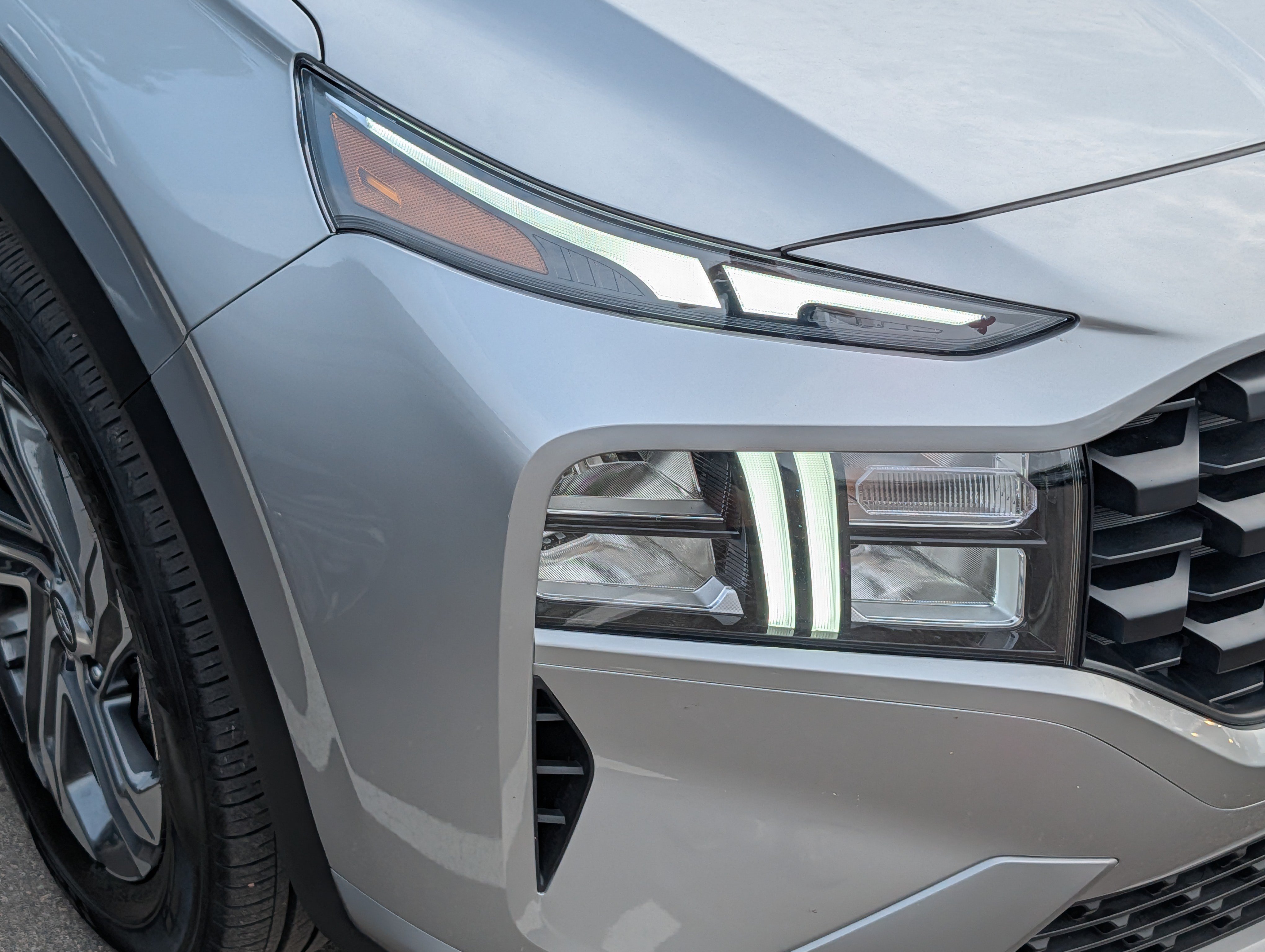 Certified 2023 Hyundai Santa Fe SEL AWD/4WD image 16