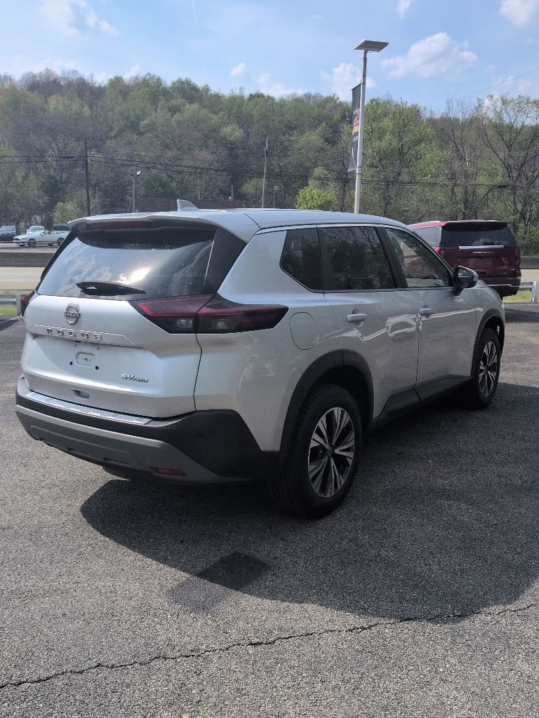 Used 2023 Nissan Rogue SV AWD/4WD image 7