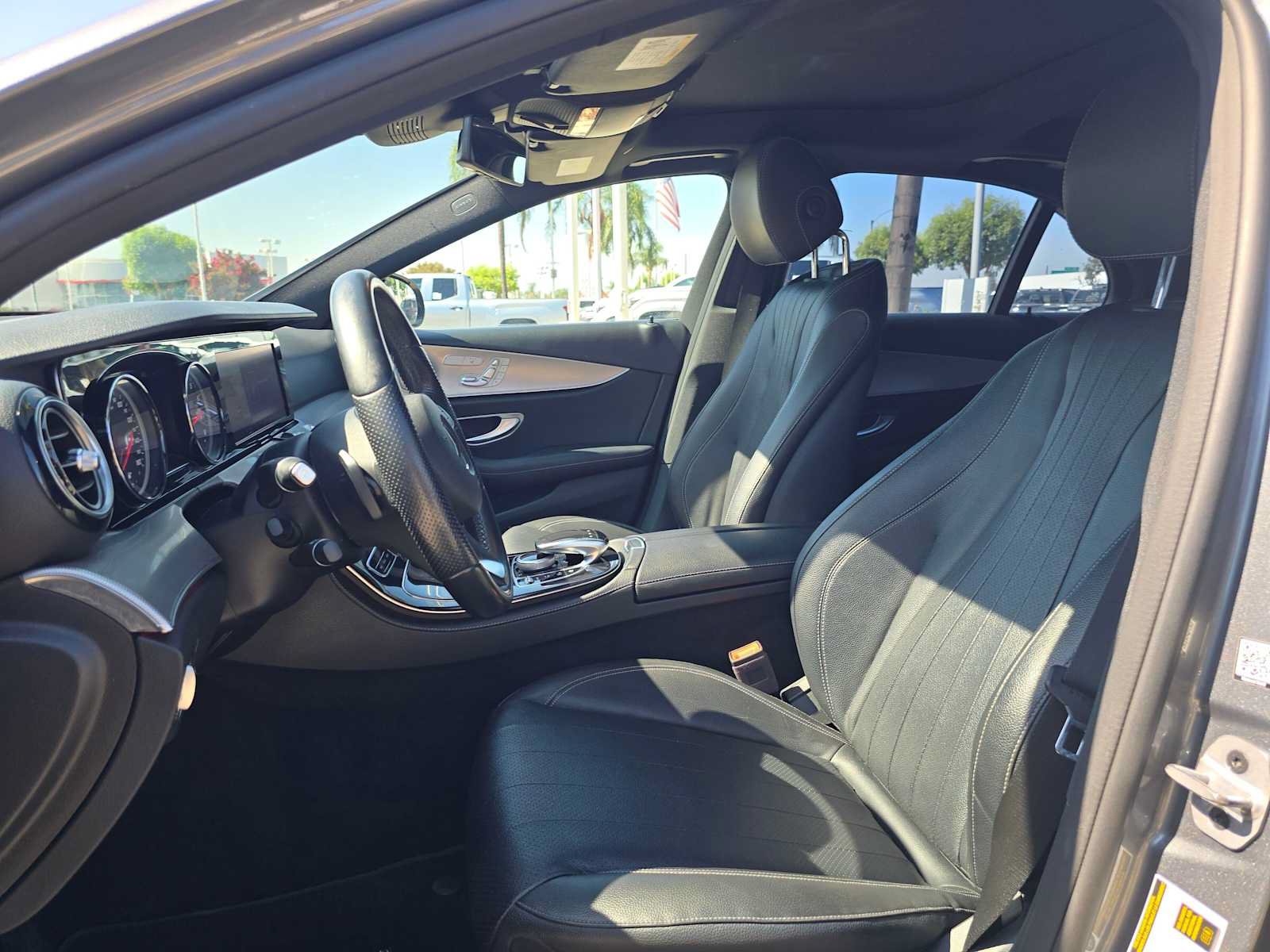 Used 2018 Mercedes-Benz E 300 image 20