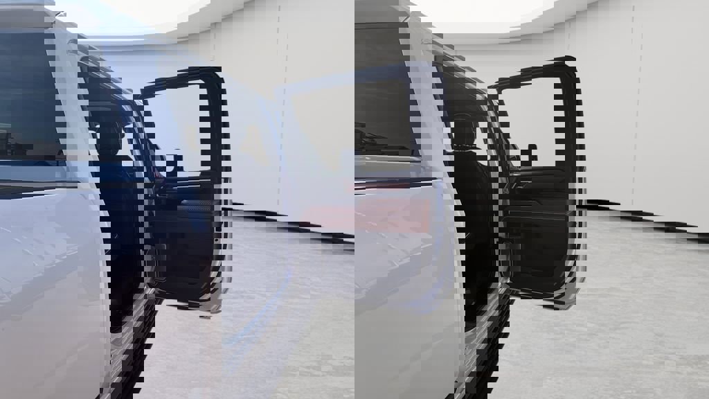 Used 2024 GMC Sierra 3500 Denali Ultimate image 48