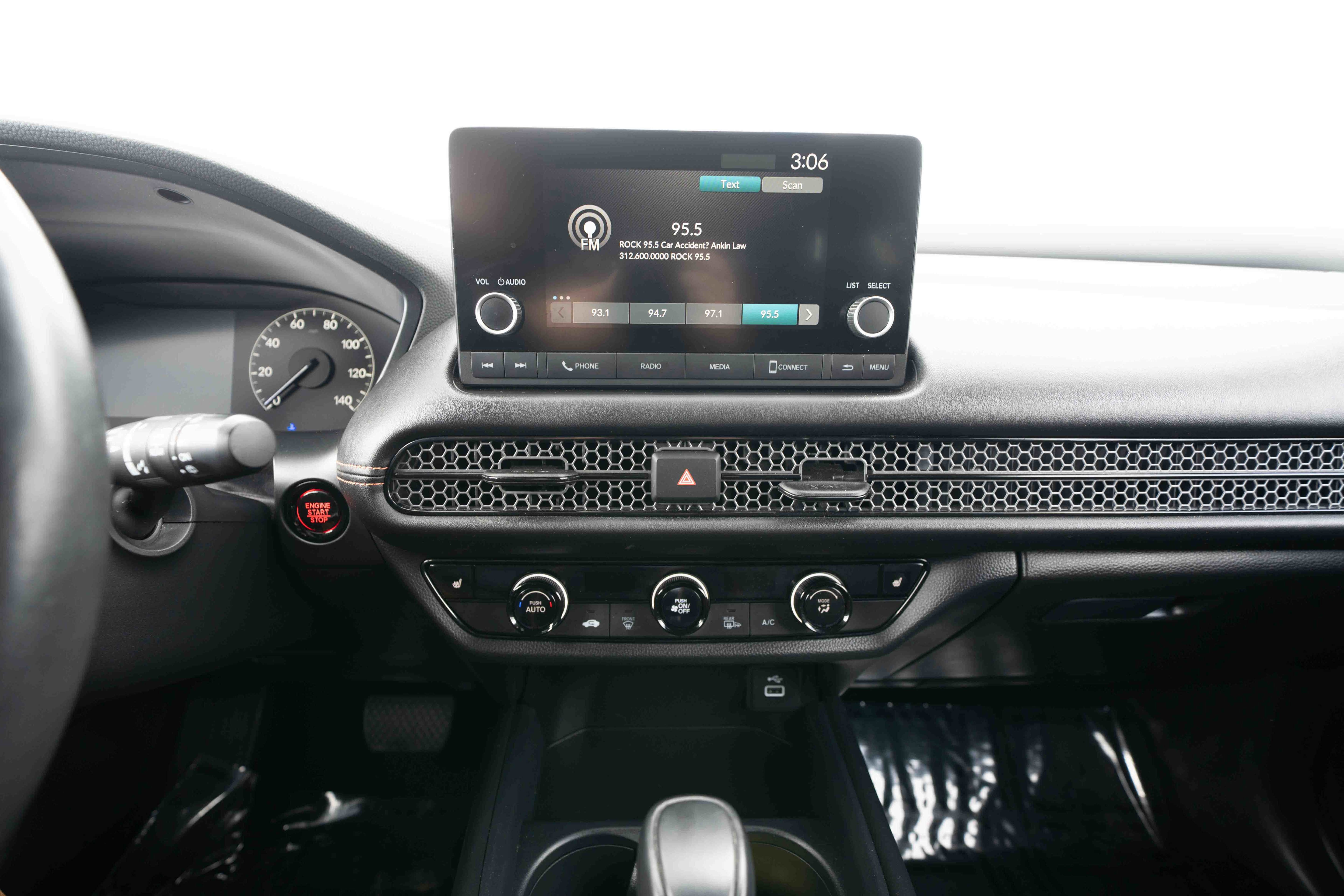 Certified 2024 Honda HR-V Sport image 17