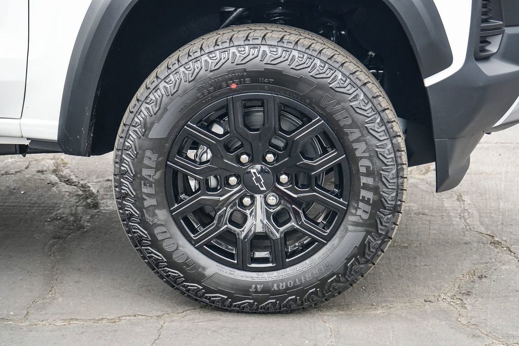 New 2026 Chevrolet Colorado Trail Boss AWD/4WD image 12