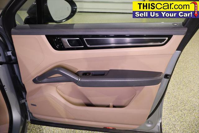 Used 2021 Porsche Cayenne GTS image 32