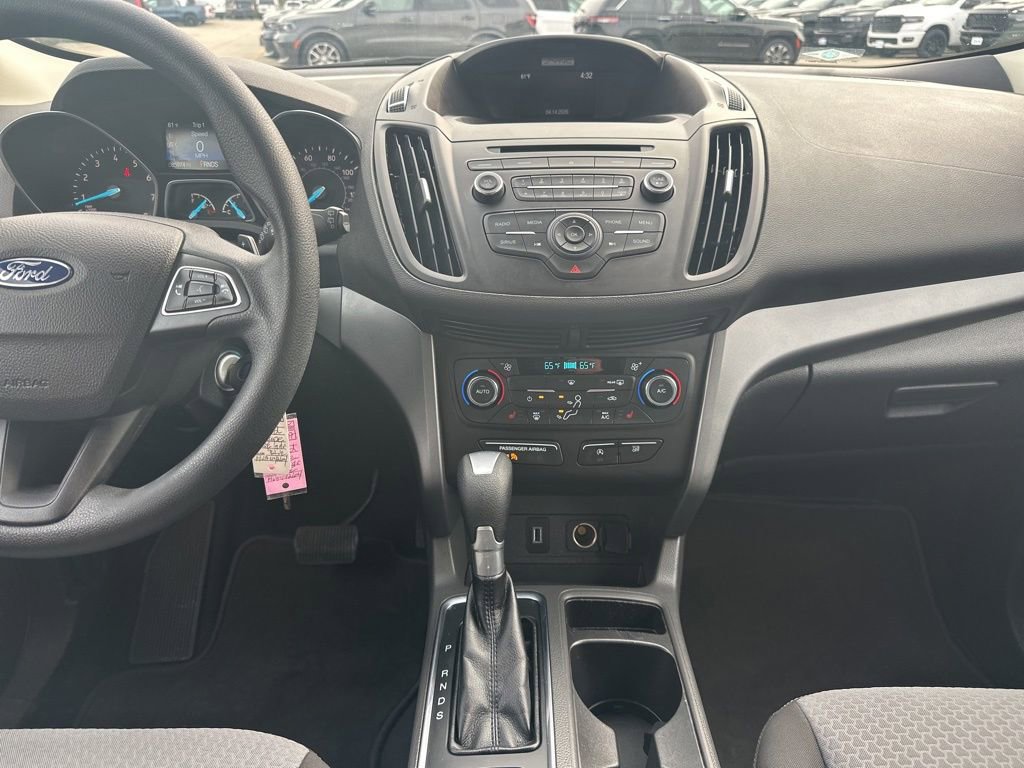 Used 2017 Ford Escape SE w/ SE Cold Weather Package image 18