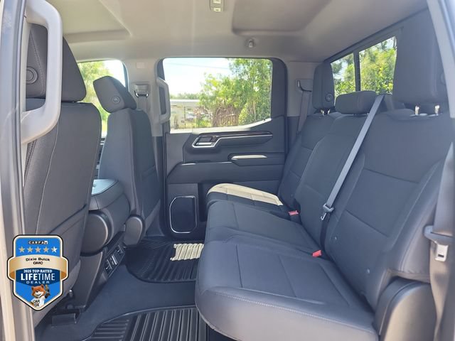 New 2026 GMC Sierra 1500 SLE w/ Preferred Package AWD/4WD image 8