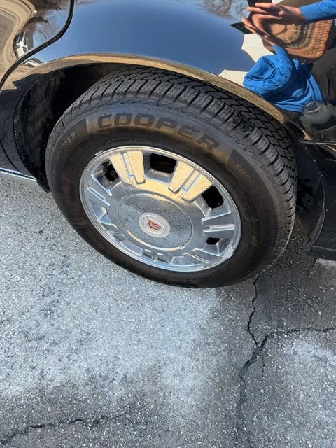 Used 2011 Cadillac DTS Limousine image 13