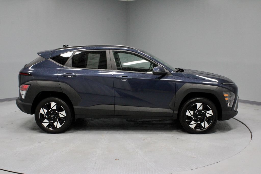 Used 2025 Hyundai Kona SEL AWD/4WD image 11