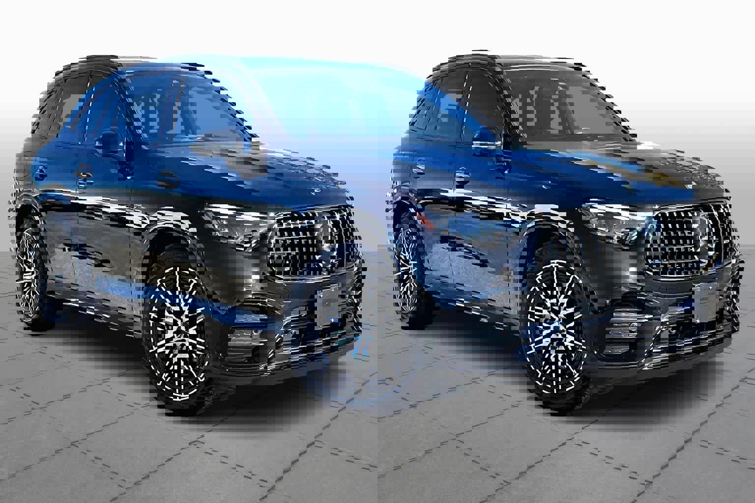 Certified 2024 Mercedes-Benz GLC 43 AMG 4MATIC image 2