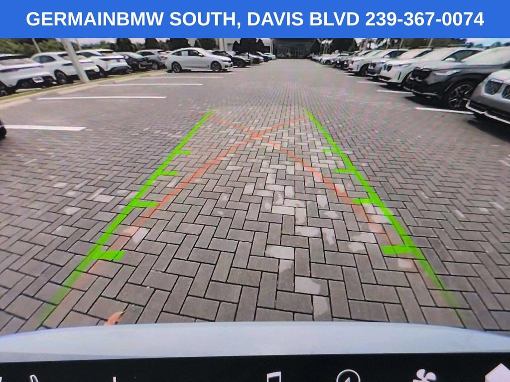 Used 2025 BMW X5 xDrive40i w/ M Sport Package AWD/4WD image 23